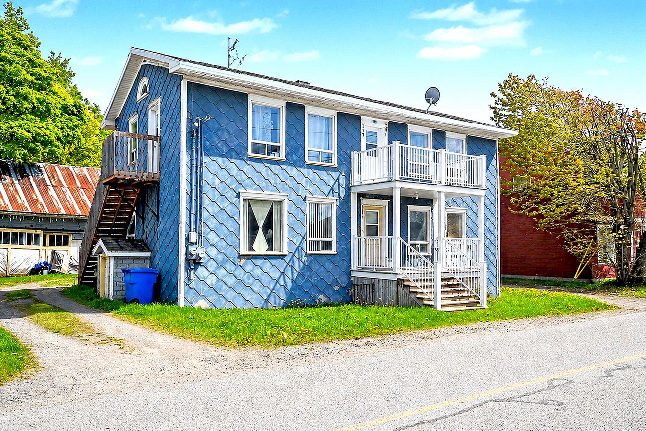 115-117 Rue St-Jean-Baptiste, L'Isle-Verte — Duplex à vendre